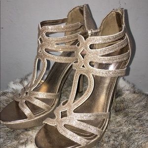 Beautiful gold heels